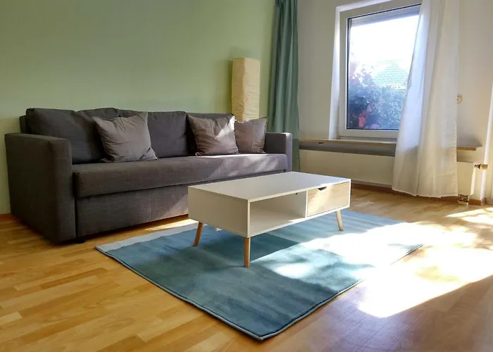 Sonnige Eg_wohnung Mit Garten Terr Otel